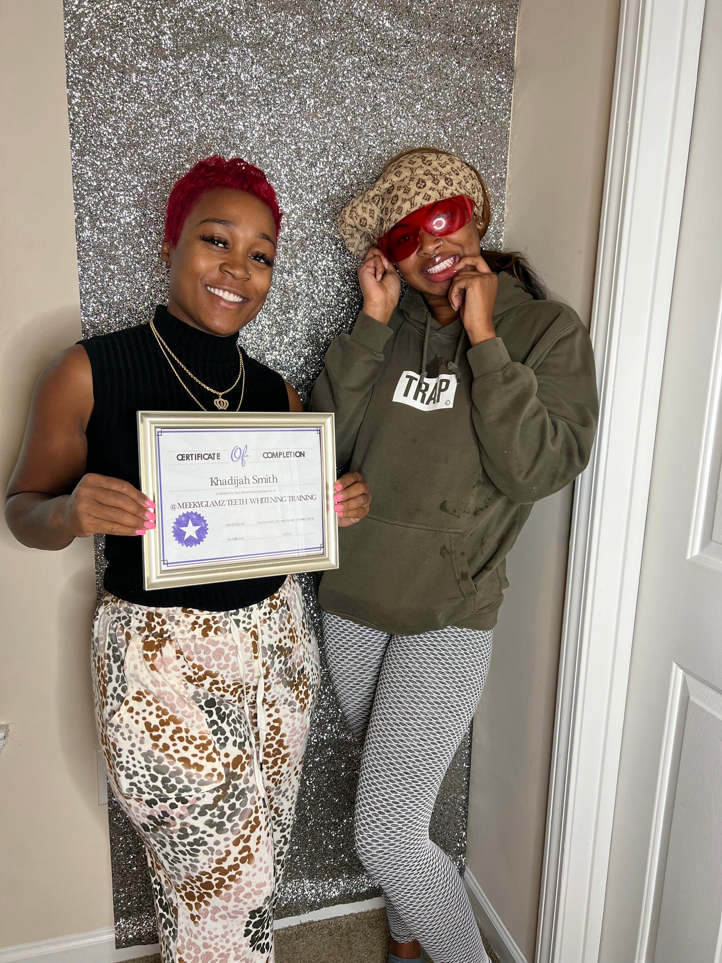 Teeth Whitening & Tooth Gems Training (W/Machine)