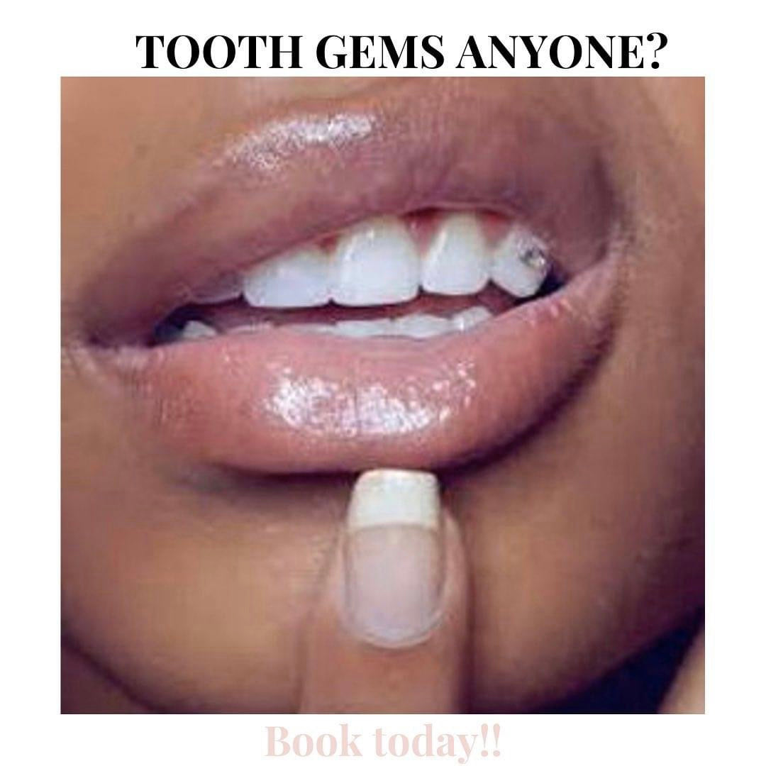 Teeth Whitening & Tooth Gems Training (W/Machine)